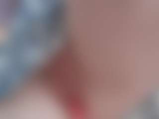 NaughtyBlooms's Live Sex Cam Show