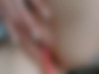 NaughtyBlooms's Live Sex Cam Show