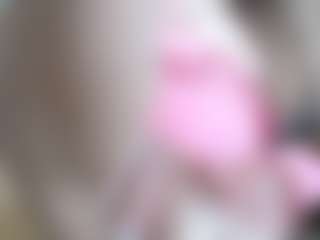 NaughtyBlooms's Live Sex Cam Show
