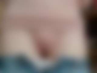 NaughtyBlooms's Live Sex Cam Show