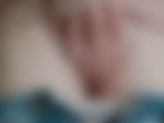 NaughtyBlooms's Live Sex Cam Show