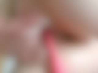 NaughtyBlooms's Live Sex Cam Show