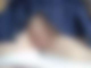 Live cam show with NaughtyBlooms - Sugarbaby on infinitiblacc.com