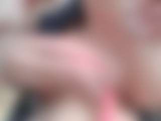 NaughtyBlooms's Live Sex Cam Show