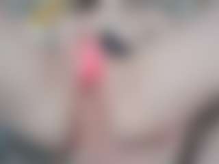 NaughtyBlooms's Live Sex Cam Show