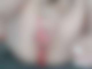 NaughtyBlooms's Live Sex Cam Show