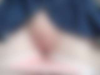 NaughtyBlooms's Live Sex Cam Show