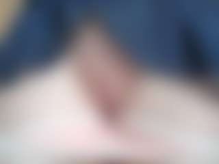 NaughtyBlooms's Live Sex Cam Show