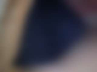 NaughtyBlooms's Live Sex Cam Show