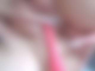 NaughtyBlooms's Live Sex Cam Show