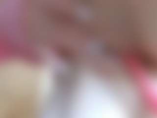 NaughtyBlooms's Live Sex Cam Show