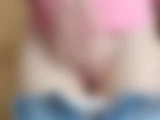 NaughtyBlooms's Live Sex Cam Show
