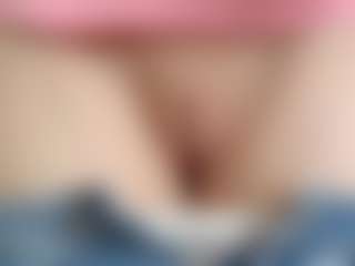 NaughtyBlooms's Live Sex Cam Show