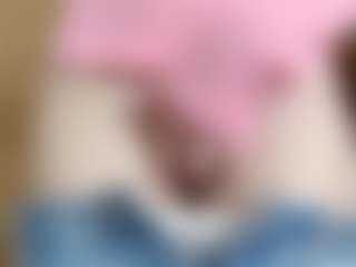 NaughtyBlooms's Live Sex Cam Show