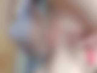 NaughtyBlooms's Live Sex Cam Show