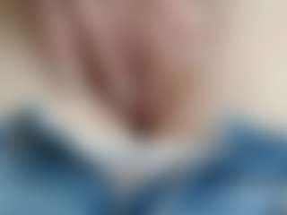 Live cam show with NaughtyBlooms - Sexwebcam on Sweet Sext