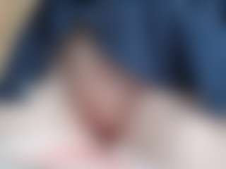 NaughtyBlooms's Live Sex Cam Show