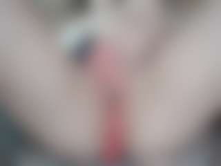 NaughtyBlooms's Live Sex Cam Show