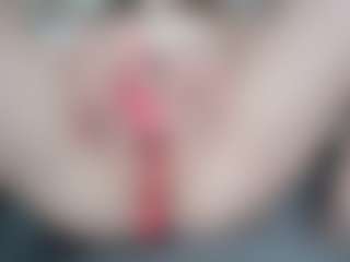 NaughtyBlooms's Live Sex Cam Show
