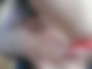NaughtyBlooms's Live Sex Cam Show