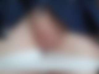NaughtyBlooms's Live Sex Cam Show