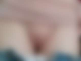 NaughtyBlooms's Live Sex Cam Show