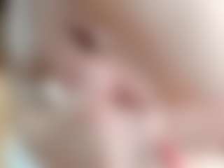 NaughtyBlooms's Live Sex Cam Show