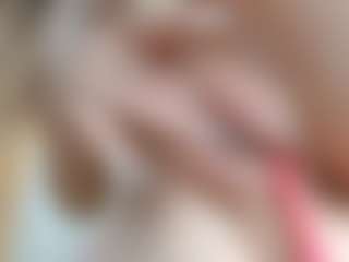 NaughtyBlooms's Live Sex Cam Show