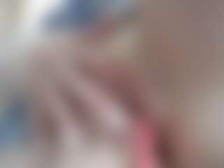 NaughtyBlooms's Live Sex Cam Show