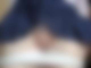 NaughtyBlooms's Live Sex Cam Show