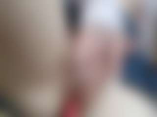 NaughtyBlooms's Live Sex Cam Show