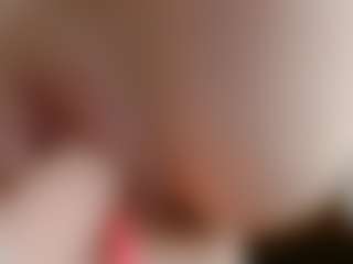 NaughtyBlooms's Live Sex Cam Show