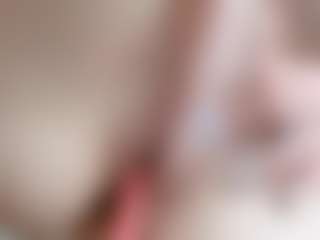 NaughtyBlooms's Live Sex Cam Show