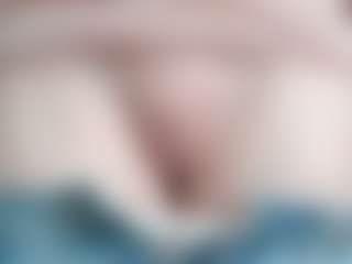 NaughtyBlooms's Live Sex Cam Show