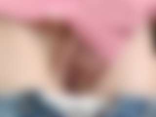 NaughtyBlooms's Live Sex Cam Show