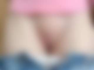 NaughtyBlooms's Live Sex Cam Show