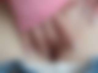 Live cam show with NaughtyBlooms - Normal on Camsoda
