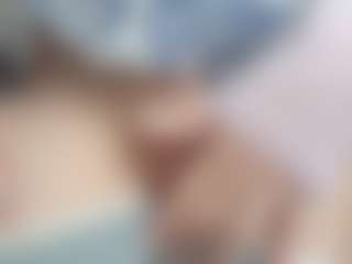 NaughtyBlooms's Live Sex Cam Show