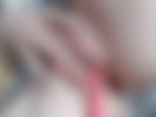NaughtyBlooms's Live Sex Cam Show