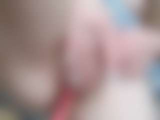 NaughtyBlooms's Live Sex Cam Show