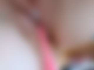 NaughtyBlooms's Live Sex Cam Show