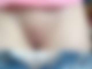 Live cam show with NaughtyBlooms - Tease on crypto-cams
