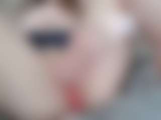 NaughtyBlooms's Live Sex Cam Show