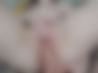 NaughtyBlooms's Live Sex Cam Show