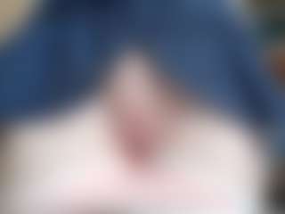 Live cam show with NaughtyBlooms - Small Tits Teen (18+) on CamClone
