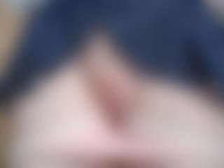 NaughtyBlooms's Live Sex Cam Show