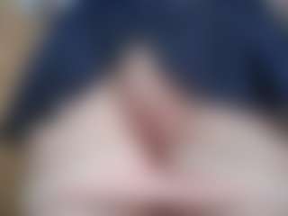 NaughtyBlooms's Live Sex Cam Show