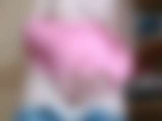 NaughtyBlooms's Live Sex Cam Show