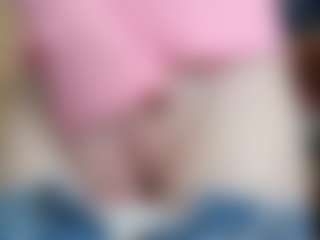 NaughtyBlooms's Live Sex Cam Show