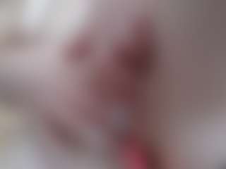NaughtyBlooms's Live Sex Cam Show